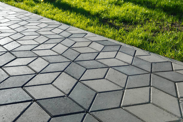 Best Interlocking Driveway Pavers  in Menonee, MI
